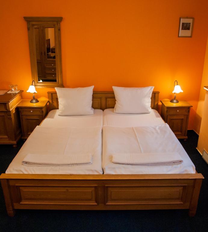 Hotel A Restaurace U Hrncire Kutná Hora Стая снимка