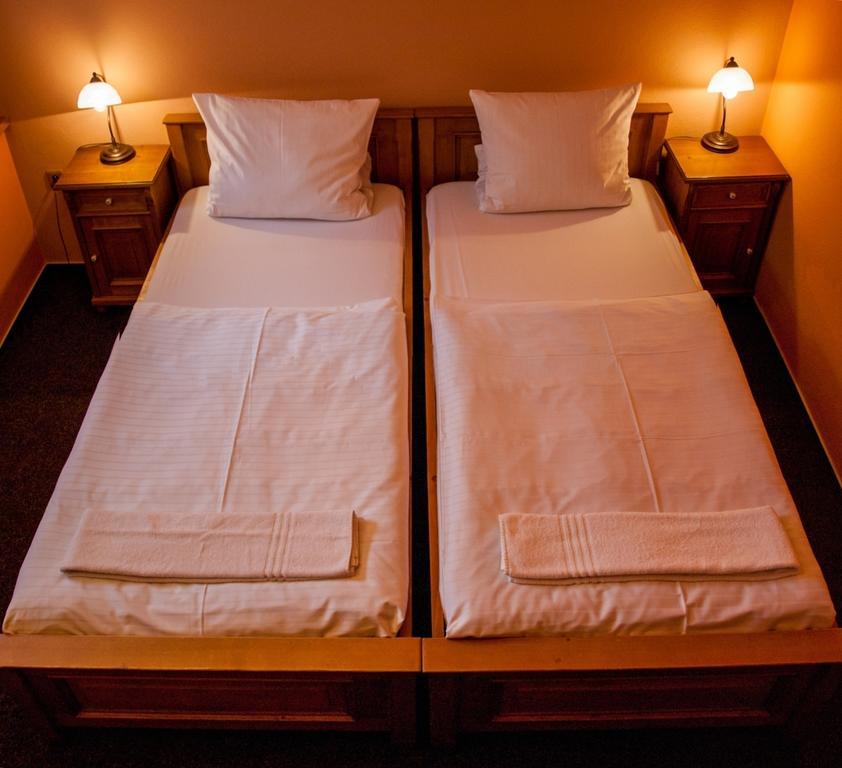 Hotel A Restaurace U Hrncire Kutná Hora Стая снимка