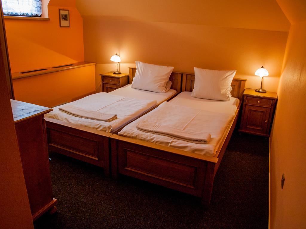 Hotel A Restaurace U Hrncire Kutná Hora Стая снимка